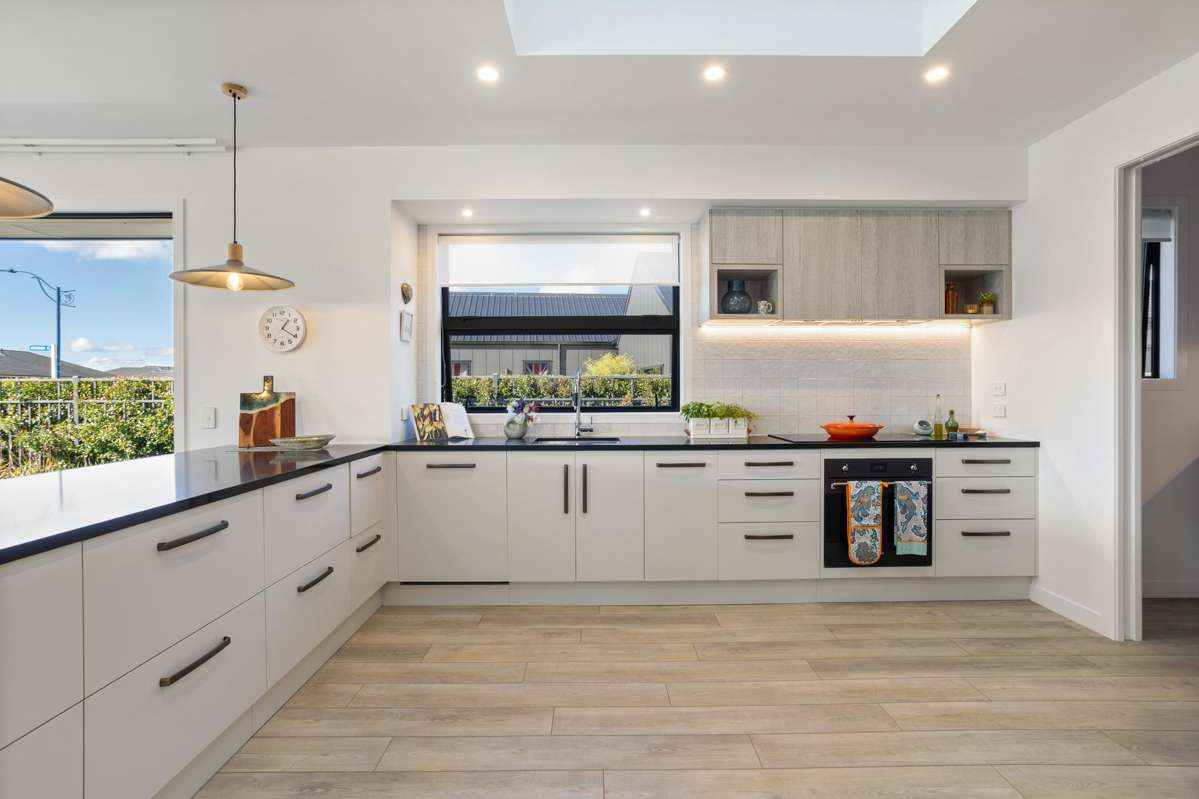2 Ngaroma Crescent_5