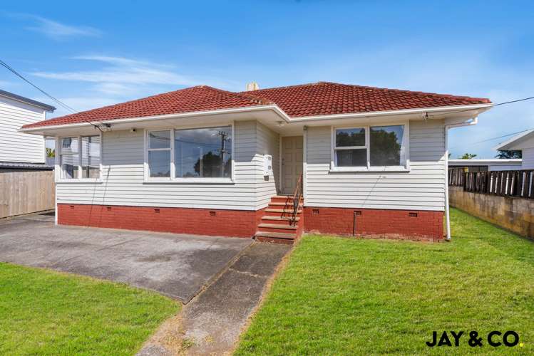 4 Clutha Crescent Clover Park_12