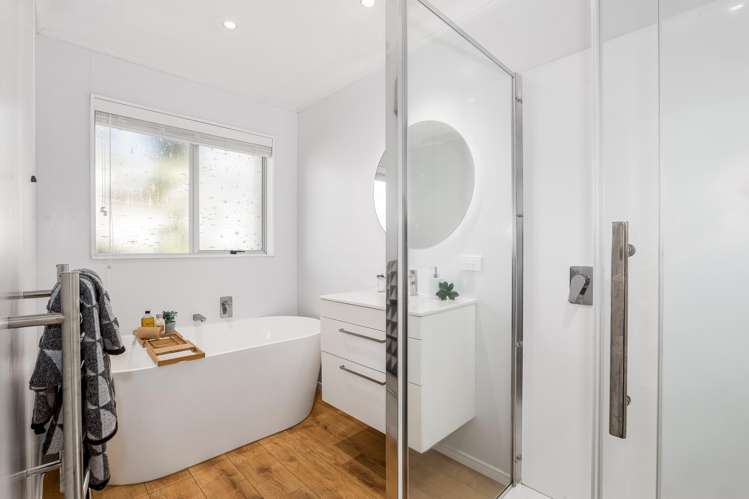 12A Bell Street Tawa_10