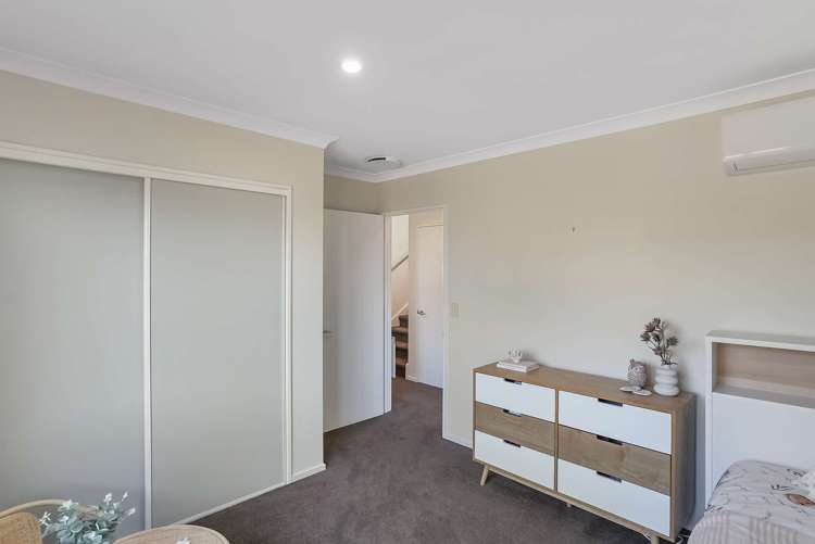 48 Titirangi Crescent Parklands_16