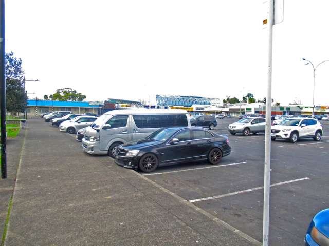 Unit 2/14 Fair Mall Otara_4