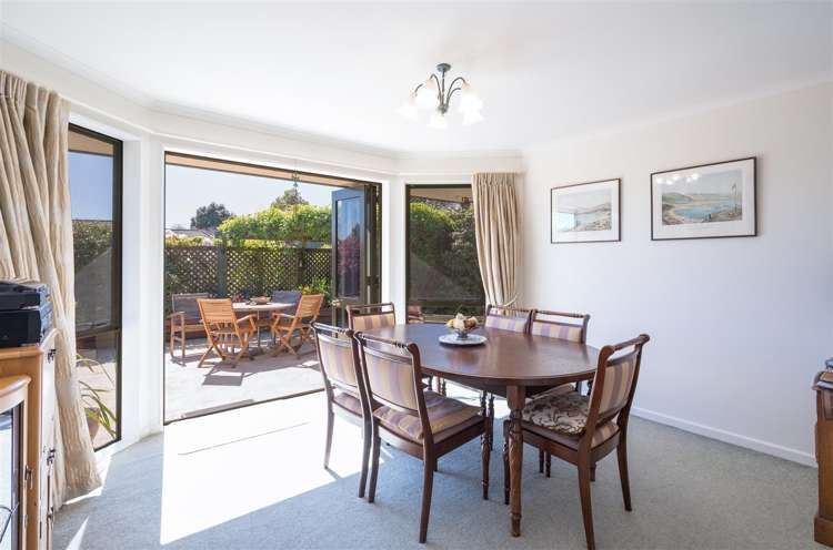 23 Trolove Place Stoke_5