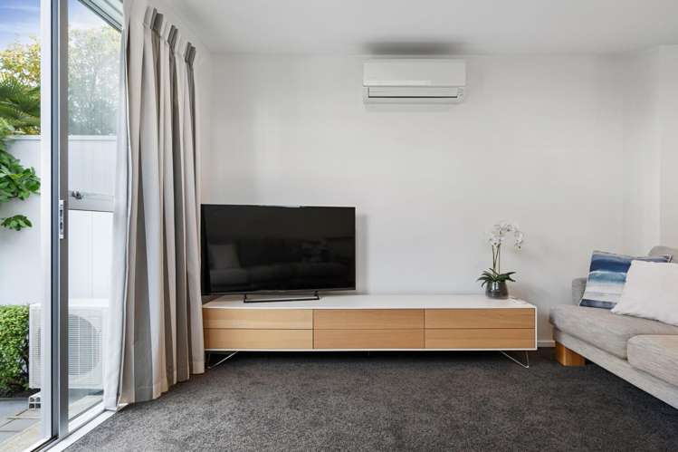 8/46 Andover Street Merivale_5