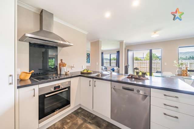 24a Wainuiomata Road Wainuiomata_2