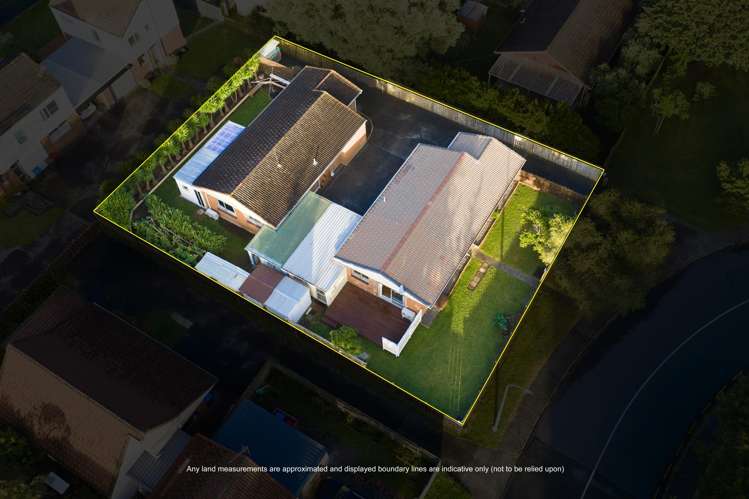 1&2/110 Celtic Crescent Ellerslie_0