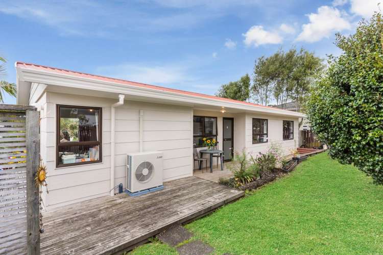 13 Meadowvale Rise Titirangi_16