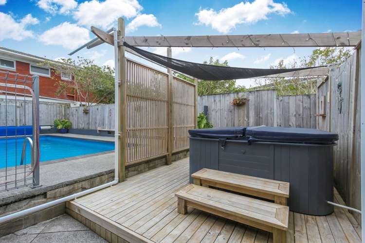 32 Taitua Drive Te Atatu South_20