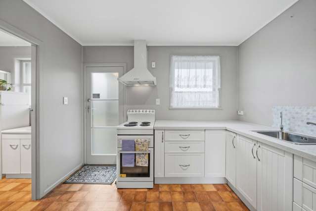 1/6 Snell Avenue Papakura_4