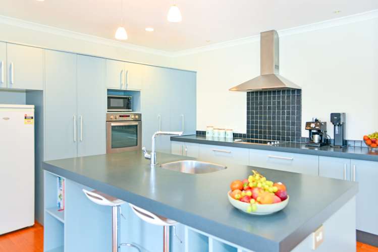 9 Aiden Lane Raureka_11