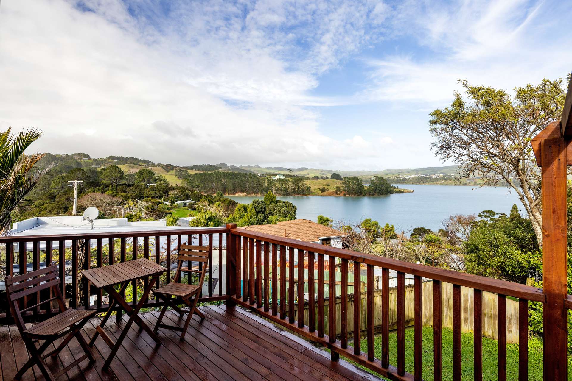 13 Point Street Raglan_0