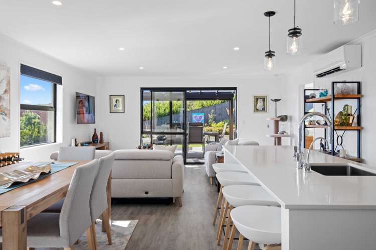 124 Lisle Farm Drive Pukekohe_10