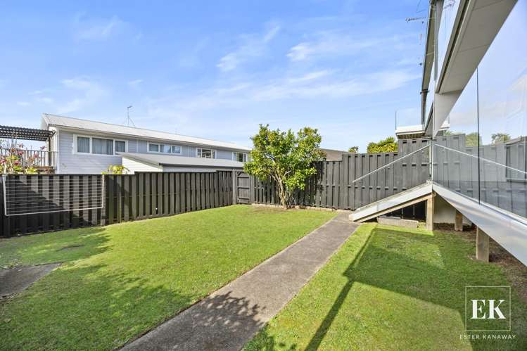 1/15 Hartland Avenue Glendowie_16