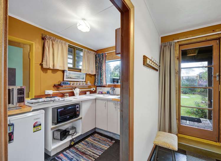 22 Mawhitiwhiti Road Normanby_39