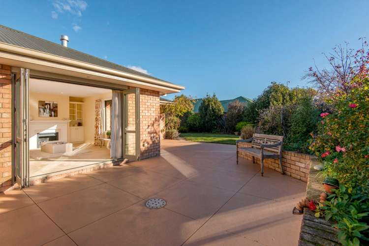 5 Sweet Waters Place Woolston_3