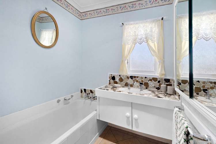 9 Valley Road Waiuku_11