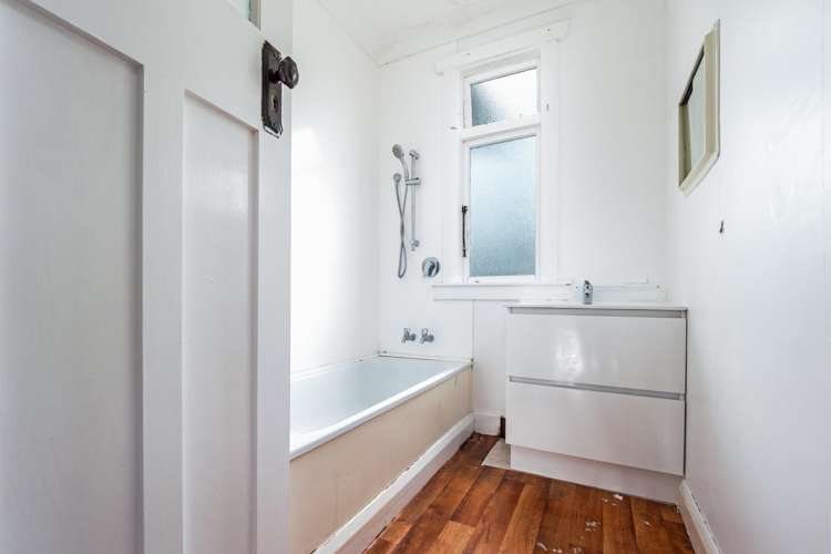 378A Oxford Street Levin_11
