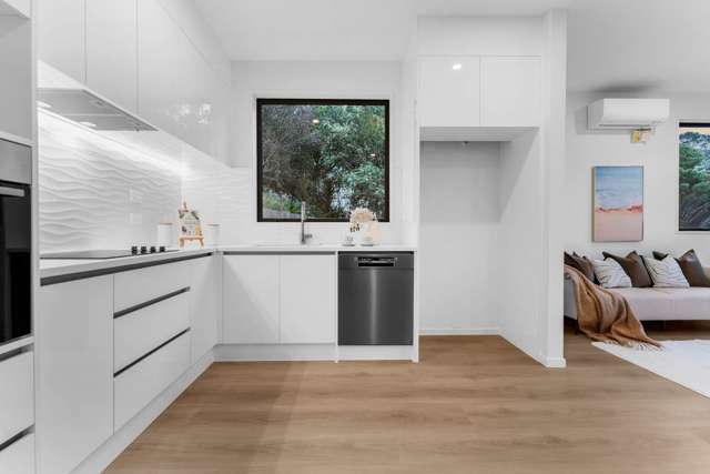 24A & 24B Zingaro Place Massey_4