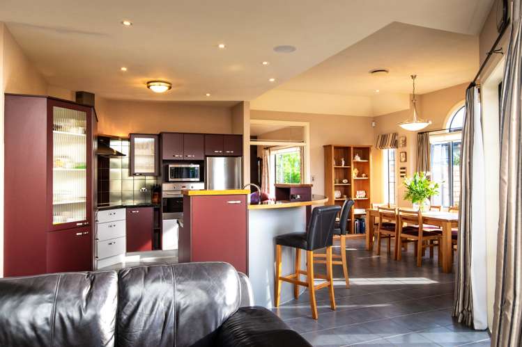 7 The Croft Havelock North_8