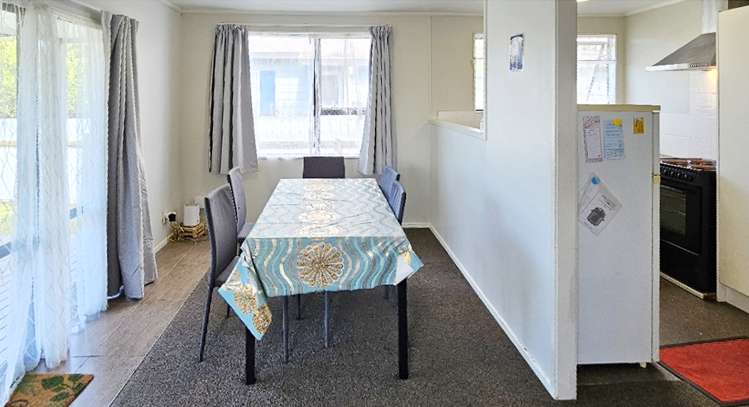 1/22 Norrie Smith Avenue Flat Bush_11