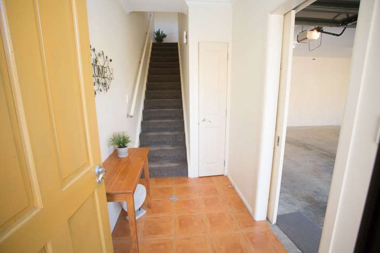 32 Futuna Close Karori_2