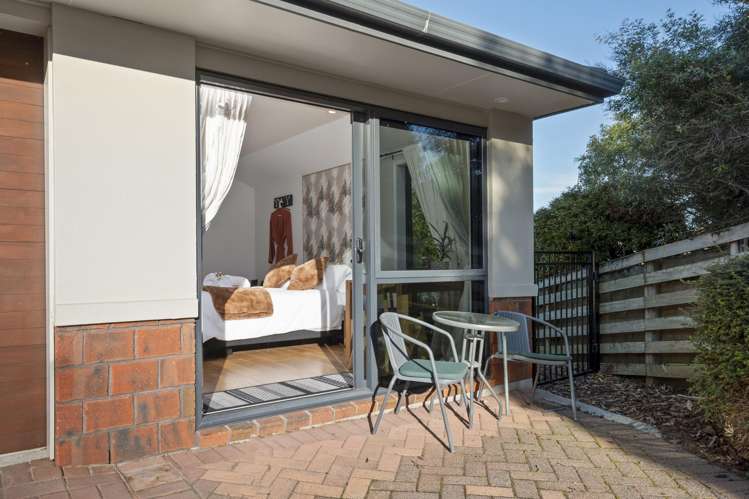 61 Contour Avenue Pyes Pa_14