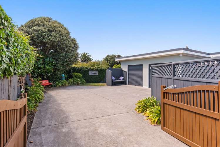 5 Eruini Street Waikanae Beach_4