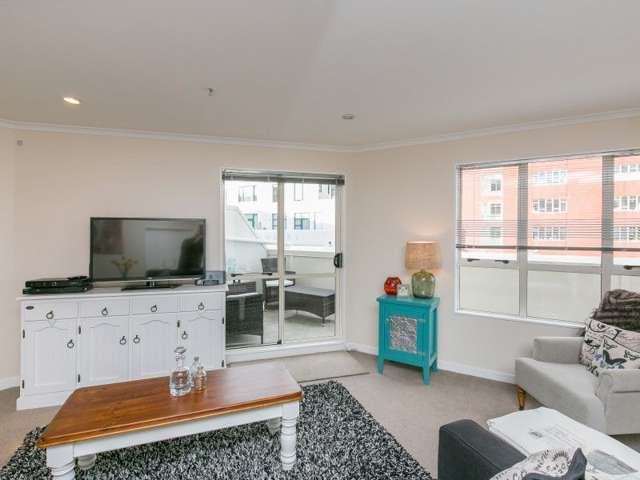 25/32 Cuba Street Te Aro_4