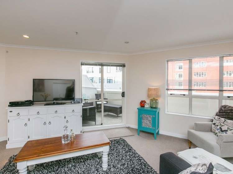 25/32 Cuba Street Te Aro_4