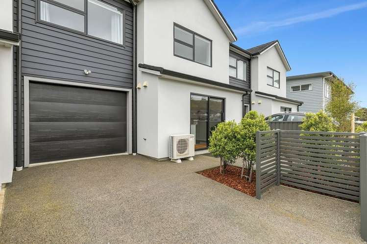 17 Karearea Avenue Kenepuru_13