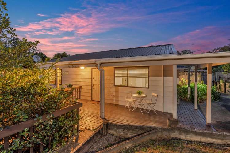 2/30 Glen Vista Place_0