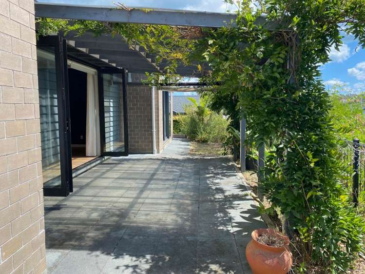 9 Discovery Drive Gulf Harbour_1