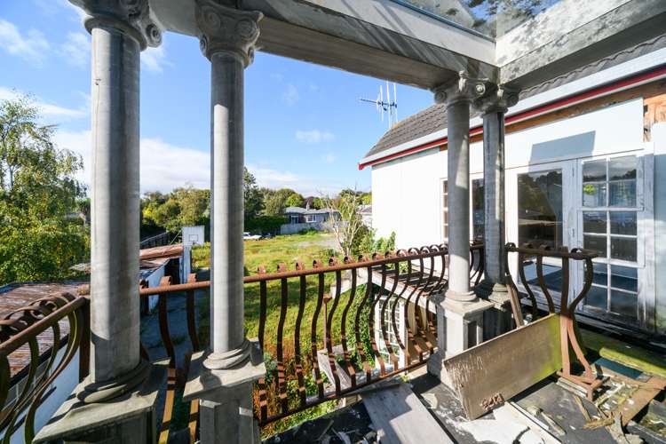 310 College Street West End_18