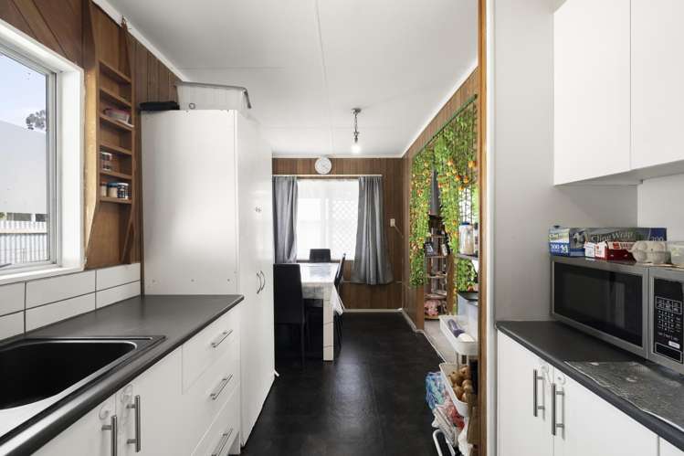 2/11 Dunstan Place Otara_5