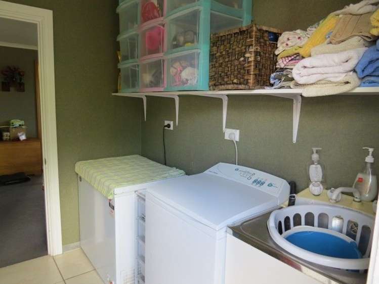 77 Sedcole Street Pahiatua_14