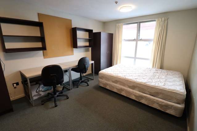 105/12 Martin Square 2185_1