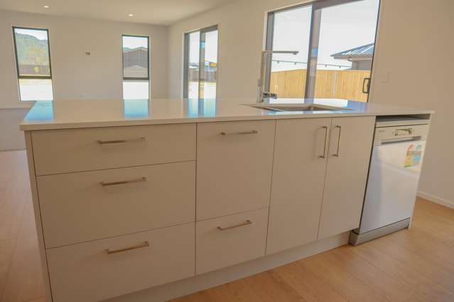 10A Hinau Crescent Kaiata_4