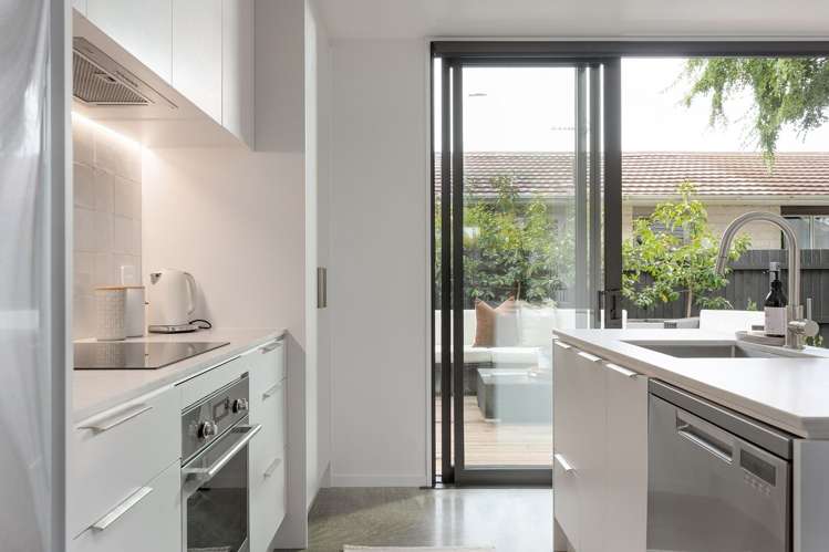 45 Eveleyn Couzins Avenue Richmond_6