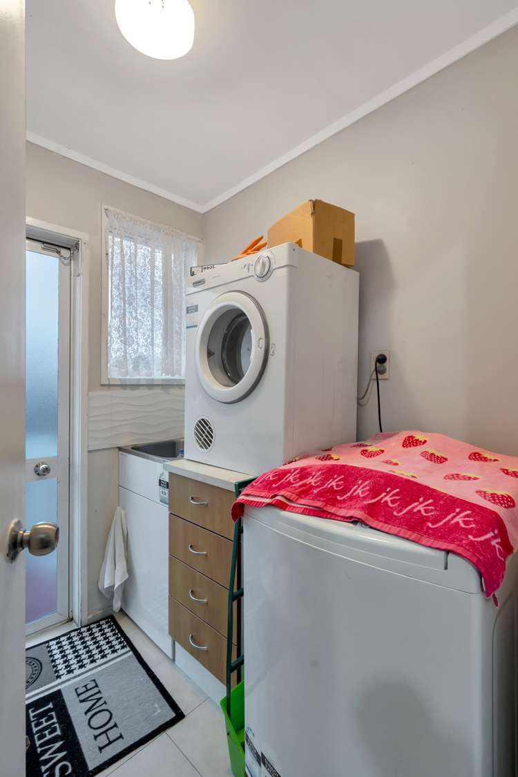 7 Belinda Avenue Flat Bush_10