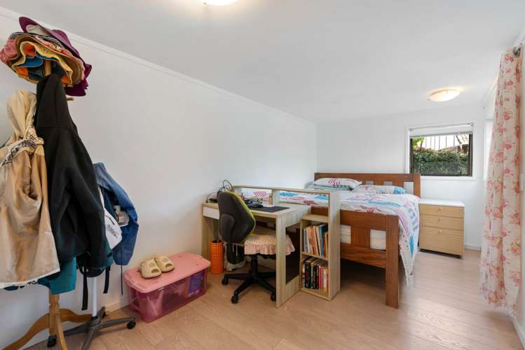 1/33 Curacao Place Half Moon Bay_4