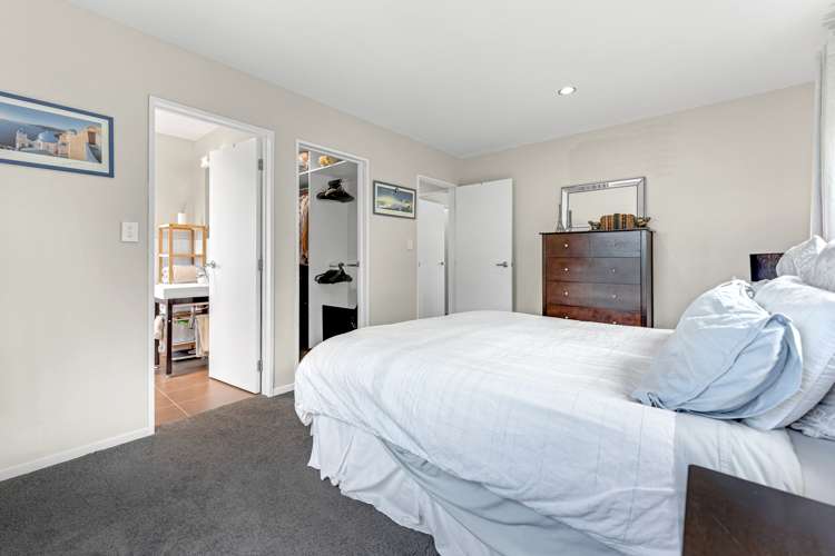 37 Waltham Street Henderson_18