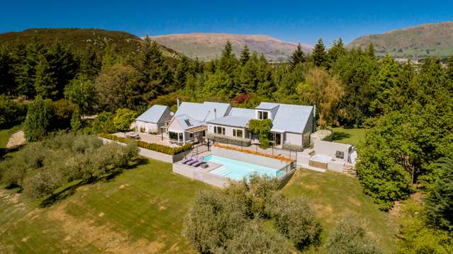 504 Aubrey Road Wanaka_4