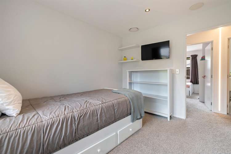 35 Woodstock Road Lower Shotover_17