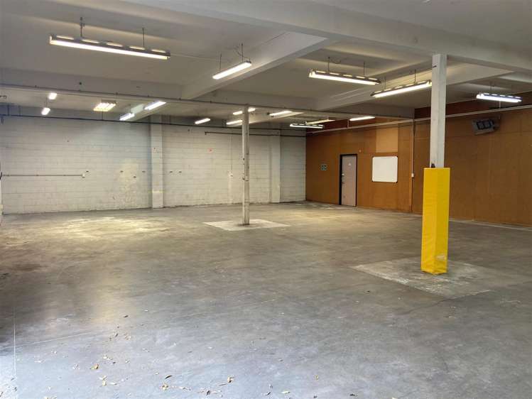 20 Kingsford Smith Street Rongotai_13