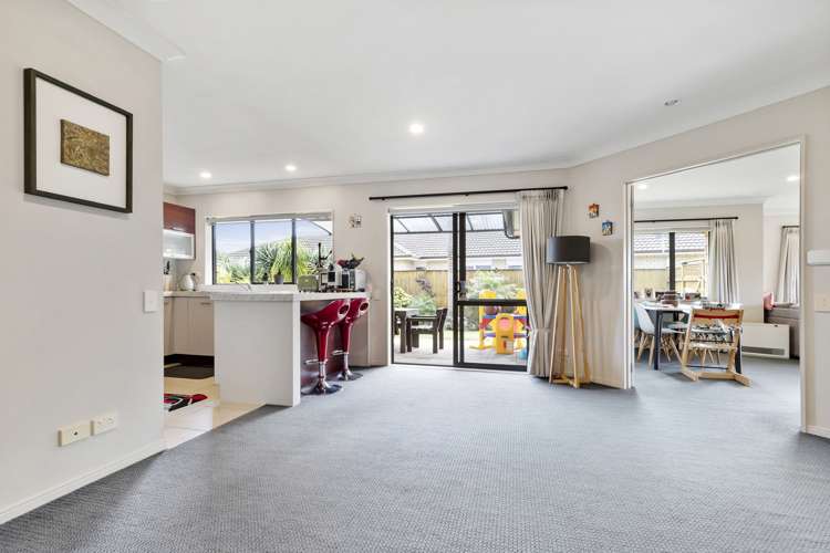 44 Belfry Place Wattle Downs_5