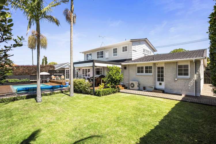 70 Lloyd Avenue Mount Albert_17