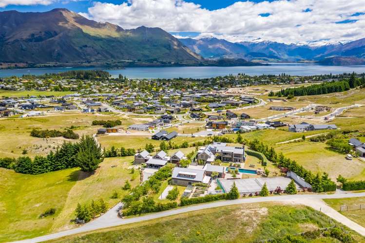 41 Peak View Ridge Wanaka_1