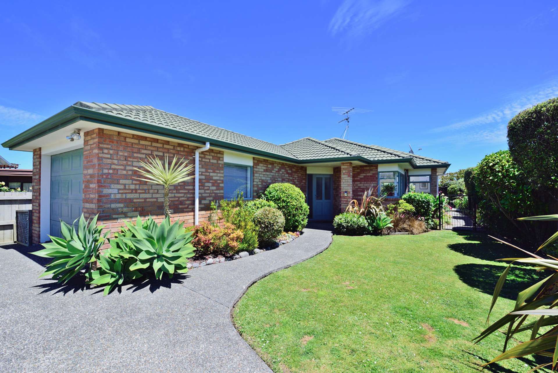 1/12 Melanie Place Orewa_0