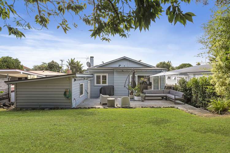 35 Seaview Terrace Mount Albert_15