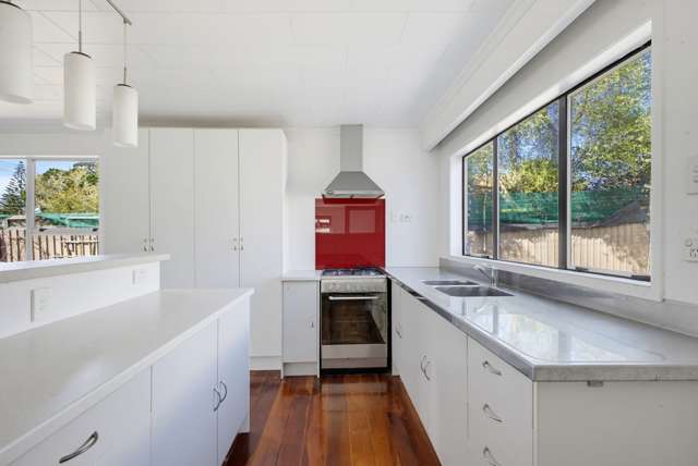 67 Broadway Waitara_3