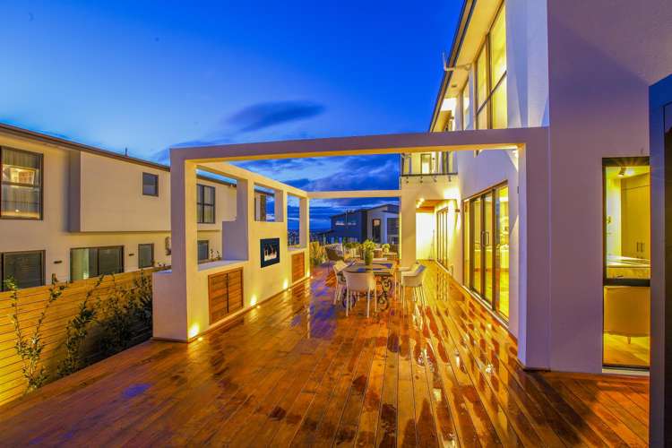 74 Armstrong Farm Drive East Tamaki Heights_8